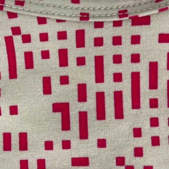 Lularoe Irma Hi-Lo Knit Oversized Tunic Tee in Geo Dash Print - S | Small - Picture 6 of 10